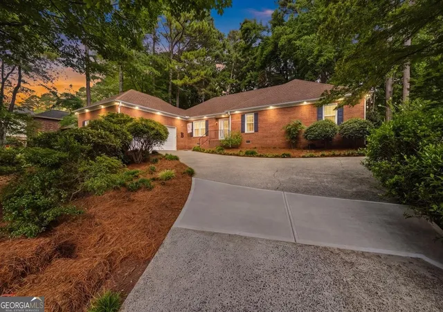 1st image of 2032 Signal Ridge Chase, Kennesaw, GA 30152 | MLS# 10804581