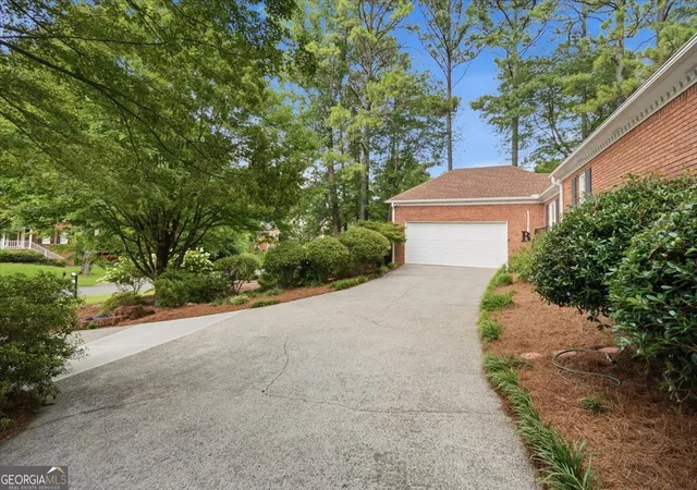 4th image of 2032 Signal Ridge Chase, Kennesaw, GA 30152 | MLS# 10804581