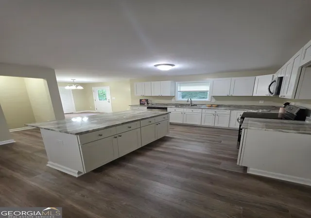 4th image of 475 Somerset Dr, Athens, GA 30606 | MLS# 10829717