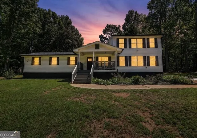 Photo 1 of Single family home for sale at 727 Tanners Bridge Cir, Bethlehem, GA 30620 | MLS# 10833168 | Listing updated on 2026-09-28