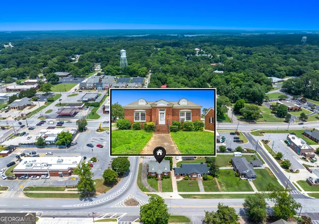 Homes for sale in Hartwell, GA | 529 E Howell St, Hartwell, GA 30643 | MLS# 10789554