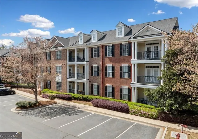 Photo 1 of Condo for sale at 4955 Ivy Ridge Dr Se #303, Atlanta, GA 30339 | MLS# 10823248 | Listing updated on 2026-10-16