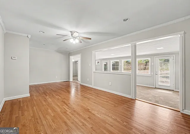 Photo 4 of Sale Pending at 533 Robin Ln SE, Marietta, GA 30067 | MLS# 10782280 | Listing updated on 2026-09-18