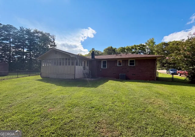 Photo 4 of Single family home for sale at 5795 Stewart Mill Rd, Douglasville, GA 30135 | MLS# 10793465 | Listing updated on 2026-10-02