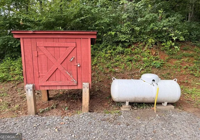 Photo 5 of Manufactured home for sale at 206 Bethabara Loop, Hayesville, NC 28904 | MLS# 10833330 | Listing updated on 2026-09-02