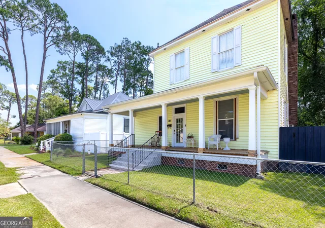 Photo 3 of Single family home for sale at 608 Ware St, Waycross, GA 31503 | MLS# 10804032 | Listing updated on 2026-08-16