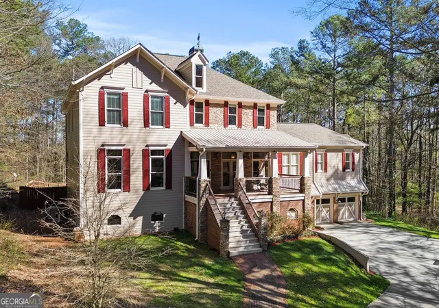 Photo 2 of Single family home for sale at 950 Casteel Rd, Powder Springs, GA 30127 | MLS# 10714499 | Listing updated on 2026-09-17