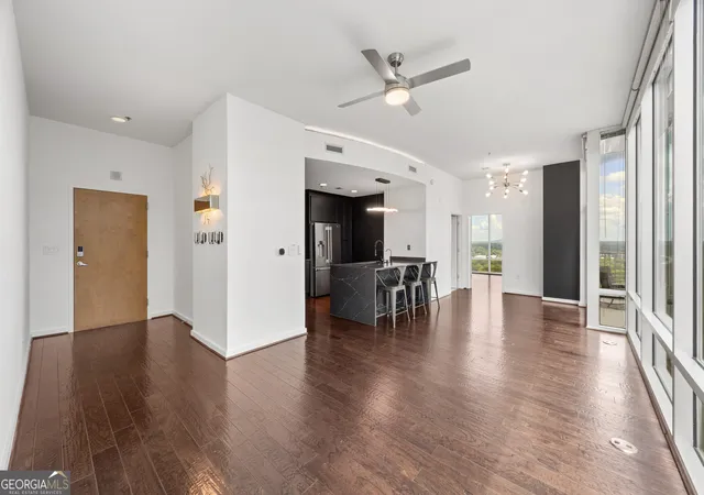 Photo 3 of Condo for sale at 923 Peachtree St Ne #2035, Atlanta, GA 30309 | MLS# 10826229 | Listing updated on 2026-10-07