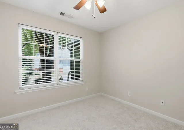 Photo 3 of Single family home for sale at 337 W Oaks Trl, Woodstock, GA 30188 | MLS# 10828554 | Listing updated on 2026-09-20