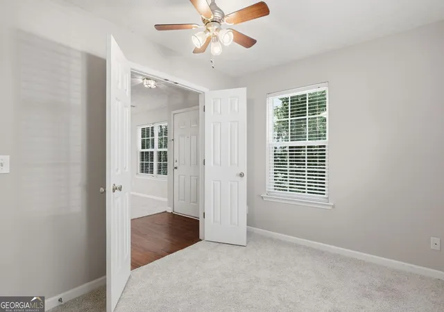 Photo 4 of Single family home for sale at 337 W Oaks Trl, Woodstock, GA 30188 | MLS# 10828554 | Listing updated on 2026-09-20