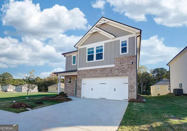 Photo 3 of Single family home for sale at 327 Abbotts Xing Cir, Conyers, GA 30094 | MLS# 10790474 | Listing updated on 2026-09-16