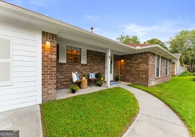 Photo 3 of Single family home for sale at 3 Mulberry Ct, Savannah, GA 31406 | MLS# 10798111 | Listing updated on 2026-08-30