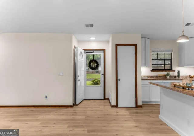 Photo 3 of Single family home for sale at 3 Mulberry Ct, Savannah, GA 31406 | MLS# 10798111 | Listing updated on 2026-08-30