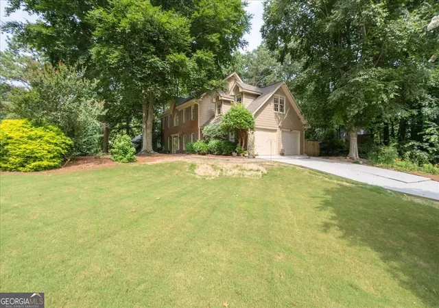 Photo 2 of Single family home for sale at 4903 Thornwood Knoll NW, Acworth, GA 30102 | MLS# 10794351 | Listing updated on 2026-09-15