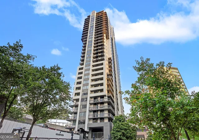 Photo 2 of Condo for sale at 3481 Lakeside Dr Ne #2107, Atlanta, GA 30326 | MLS# 10777339 | Listing updated on 2026-08-22