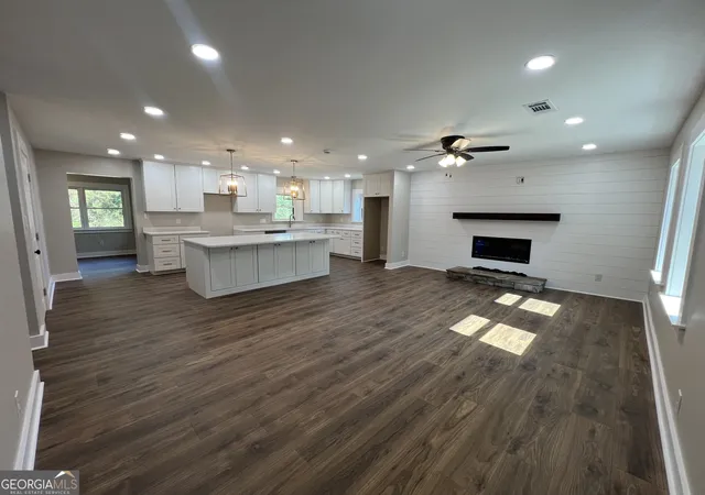 4th image of 57 Hubbard Rd, Lagrange, GA 30240 | MLS# 10608971