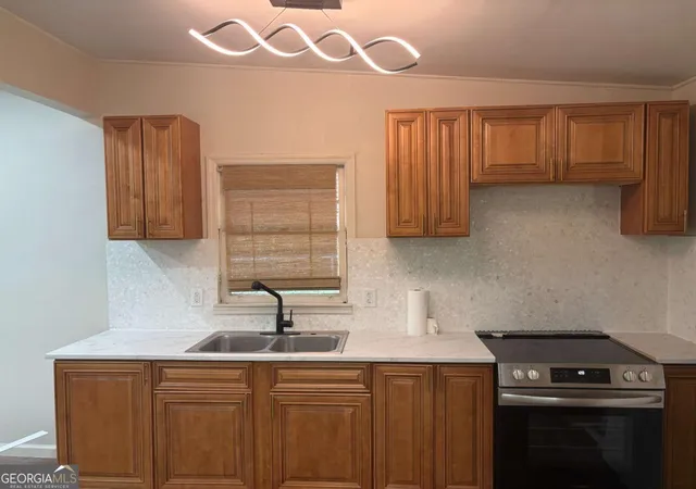 Photo 4 of Single family home for sale at 4049 Villa Ave, Macon, GA 31204 | MLS# 10817685 | Listing updated on 2026-09-23