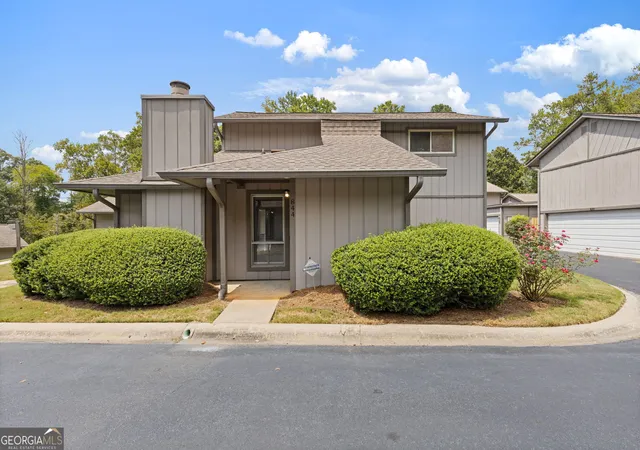 Photo 1 of Condo for sale at 844 Manning Villas Ct Sw, Marietta, GA 30064 | MLS# 10834698 | Listing updated on 2026-10-23