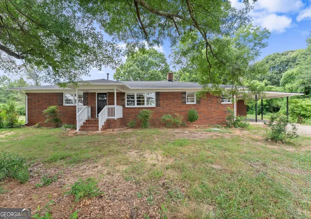 Homes for sale in Royston, GA | 131 Dawkins Rd, Royston, GA 30662 | MLS# 10797561