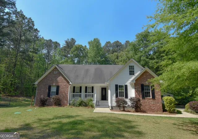 Photo 3 of Single family home for sale at 475 Jenkinsburg Rd, Griffin, GA 30223 | MLS# 10732828 | Listing updated on 2026-08-15