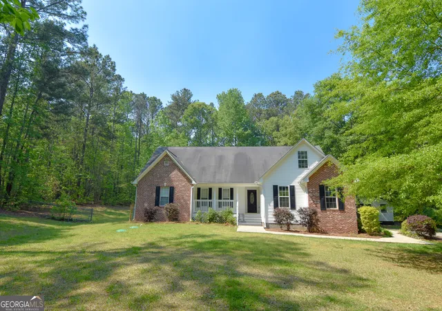 Photo 4 of Single family home for sale at 475 Jenkinsburg Rd, Griffin, GA 30223 | MLS# 10732828 | Listing updated on 2026-08-15