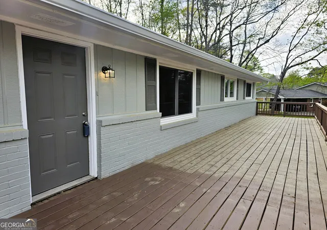 Photo 2 of Sale Pending at 6829 Laurel View Ct, Douglasville, GA 30135 | MLS# 10725233 | Listing updated on 2026-05-14