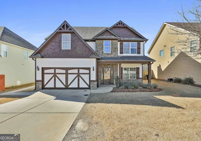 Photo 1 of Single family home for sale at 201 Briandwood Dr, Newnan, GA 30265 | MLS# 10680398 | Listing updated on 2026-03-06