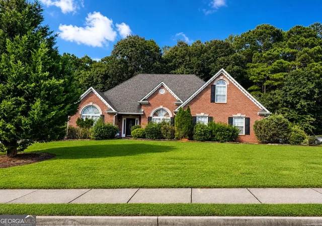 Single family home for sale at 140 Danube Trl, Stockbridge, GA 30281 | MLS# 10823644