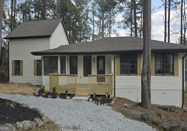 1st image of 2541 Winding Lake Trl Ne, Conyers, GA 30012 | MLS# 10817369