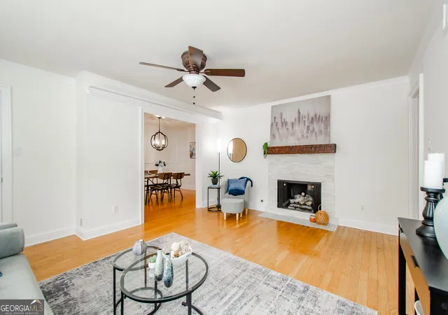 3rd image of 5400 Roswell Rd #D4, Sandy Springs, GA 30342 | MLS# 10789560
