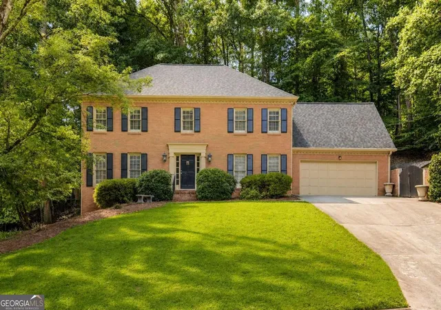 1st image of 9620 River Lake Dr, Roswell, GA 30075 | MLS# 10809937