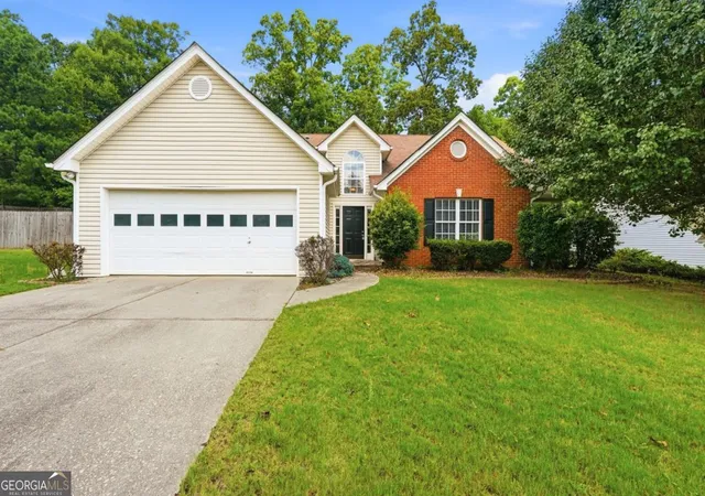 3rd image of 1565 Heatherton Rd, Dacula, GA 30019 | MLS# 10803689