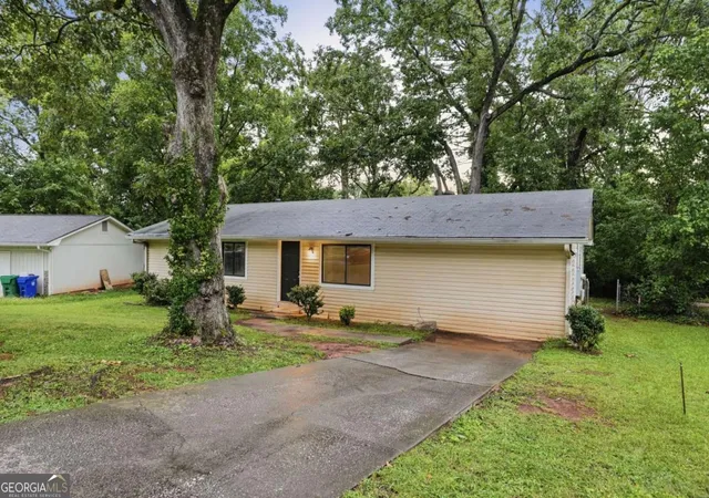 Photo 3 of Single family home for sale at 1630 Liberty Vly, Decatur, GA 30032 | MLS# 10826521 | Listing updated on 2026-10-02