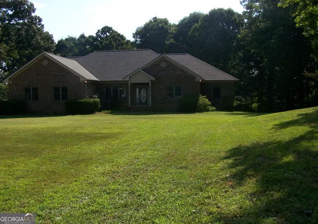 Photo 3 of Single family home for sale at 442 S Bethany Rd, Locust Grove, GA 30248 | MLS# 10829767 | Listing updated on 2026-09-14