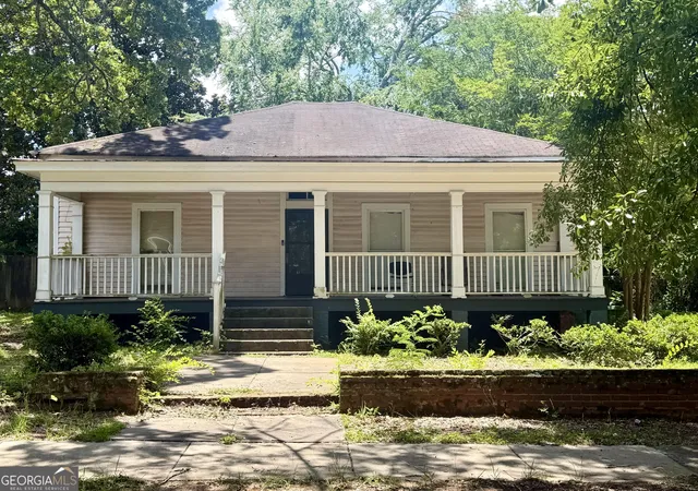 1st image of 528 E Chappell St, Griffin, GA 30223 | MLS# 10789714