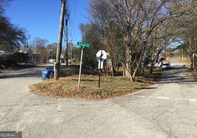 Photo 2 of Land for sale at 1709 Marietta Rd Nw, Atlanta, GA 30318 | MLS# 10647200 | Listing updated on 2026-09-09