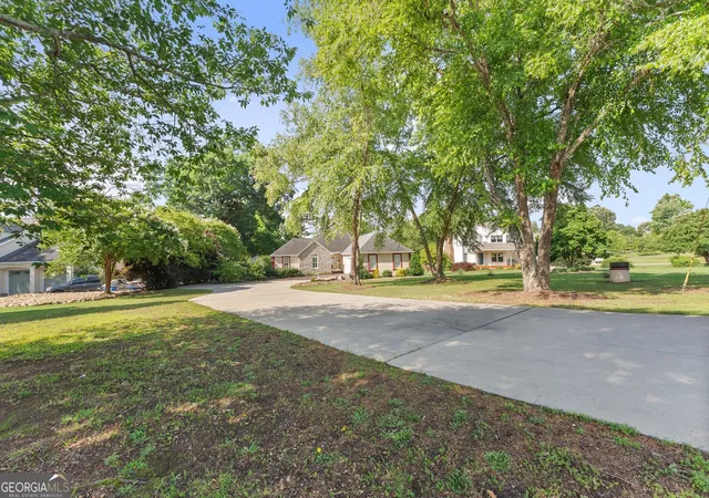 Homes for sale in Townville, SC | 101 Sandy Shores Dr, Townville, SC 29689 | MLS# 10774876