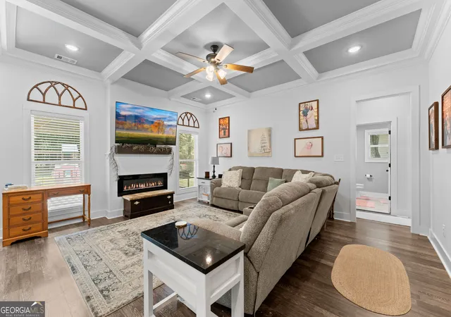 Photo 3 of Single family home for sale at 204 Dennard Dr, Perry, GA 31069 | MLS# 10827076 | Listing updated on 2026-09-13
