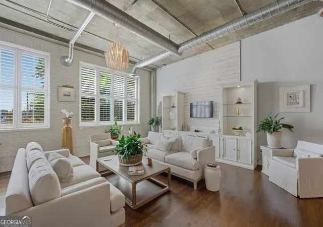 Photo 1 of Condo for sale at 3235 Roswell Rd Ne #402, Atlanta, GA 30305 | MLS# 10762964 | Listing updated on 2026-08-26