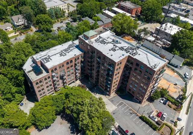 Photo 35 of Condo for sale at 3235 Roswell Rd Ne #402, Atlanta, GA 30305 | MLS# 10762964 | Listing updated on 2026-08-26