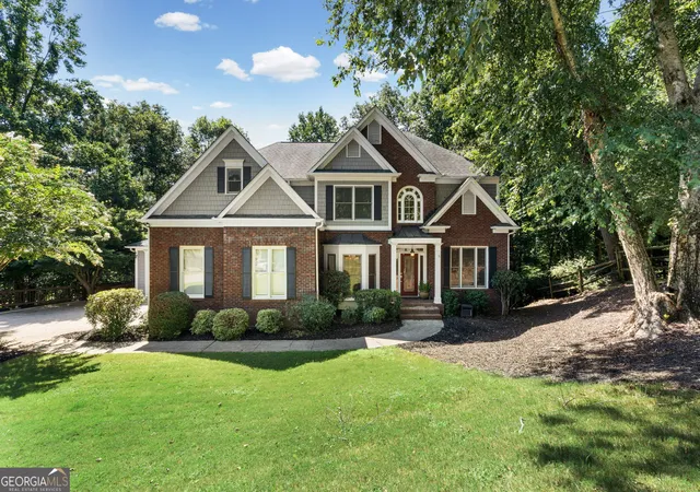 Photo 3 of Single family home for sale at 4920 Pond Ridge Ln, Cumming, GA 30041 | MLS# 10830294 | Listing updated on 2026-09-08
