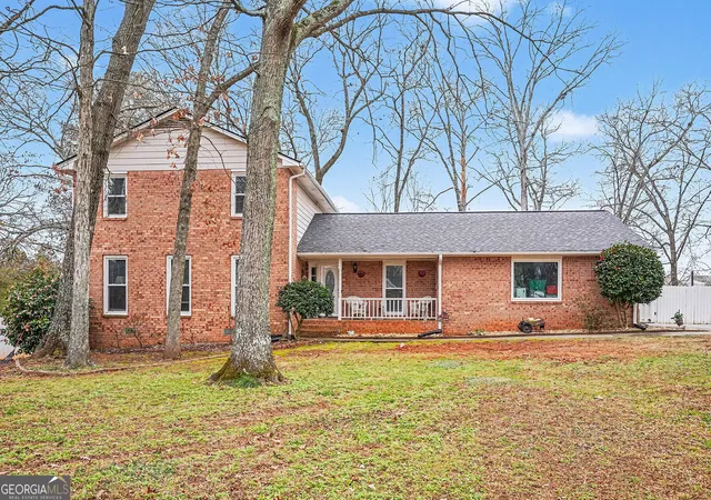 Photo 1 of Single family home for sale at 2571 Highland Golf Crse Dr Se, Conyers, GA 30013 | MLS# 10668618 | Listing updated on 2026-09-11