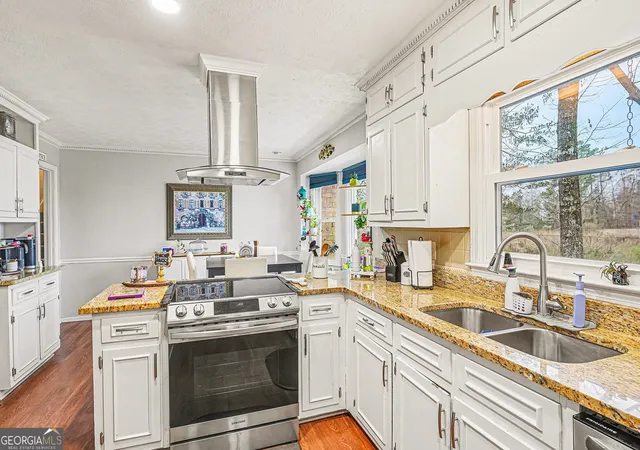 Photo 4 of Single family home for sale at 2571 Highland Golf Crse Dr SE, Conyers, GA 30013 | MLS# 10668618 | Listing updated on 2026-09-11