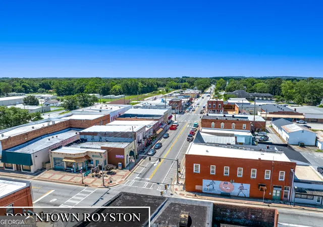Homes for sale in Royston, GA | 380 Pine Valley Dr, Royston, GA 30662 | MLS# 10768022