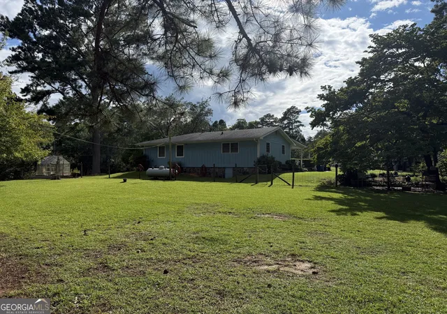 2nd image of 9010 Clark Rd, Fairburn, GA 30213 | MLS# 10821091