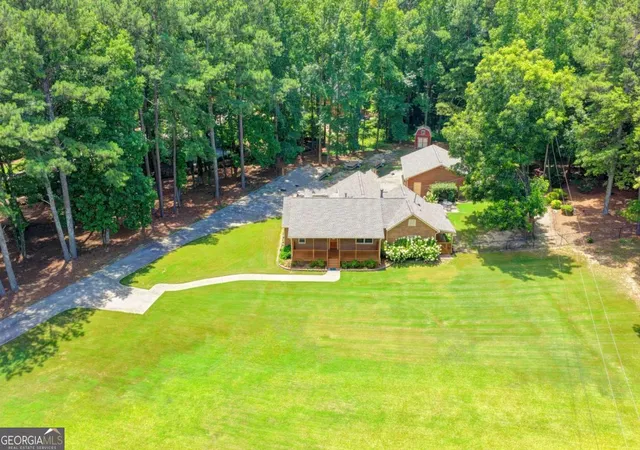 Photo 1 of Single family home for sale at 1889 Ridgedale Dr, Snellville, GA 30078 | MLS# 10810490 | Listing updated on 2026-08-27