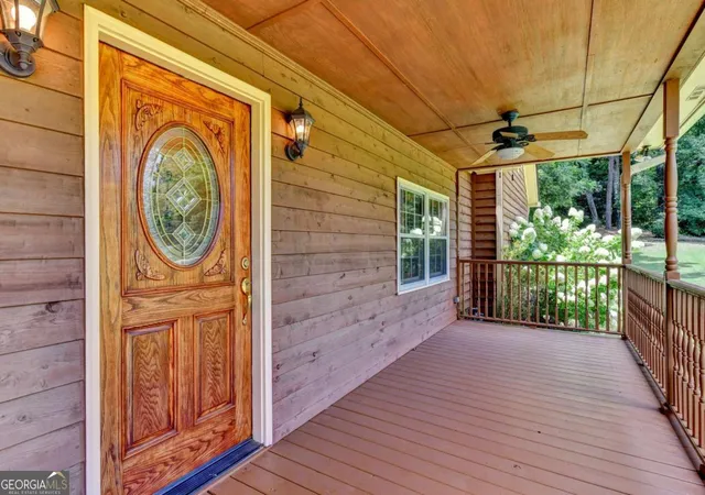 Photo 3 of Single family home for sale at 1889 Ridgedale Dr, Snellville, GA 30078 | MLS# 10810490 | Listing updated on 2026-08-27