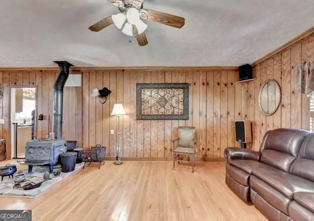 Photo 4 of Single family home for sale at 1889 Ridgedale Dr, Snellville, GA 30078 | MLS# 10810490 | Listing updated on 2026-08-27