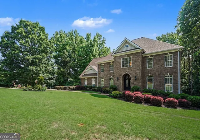 1st image of 952 Ardmore Trl, Hoschton, GA 30548 | MLS# 10778569