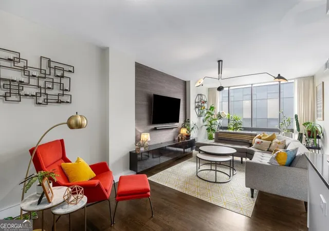 Photo 3 of Condo for sale at 145 15Th St Ne #APT 826, Atlanta, GA 30309 | MLS# 10771378 | Listing updated on 2026-08-28